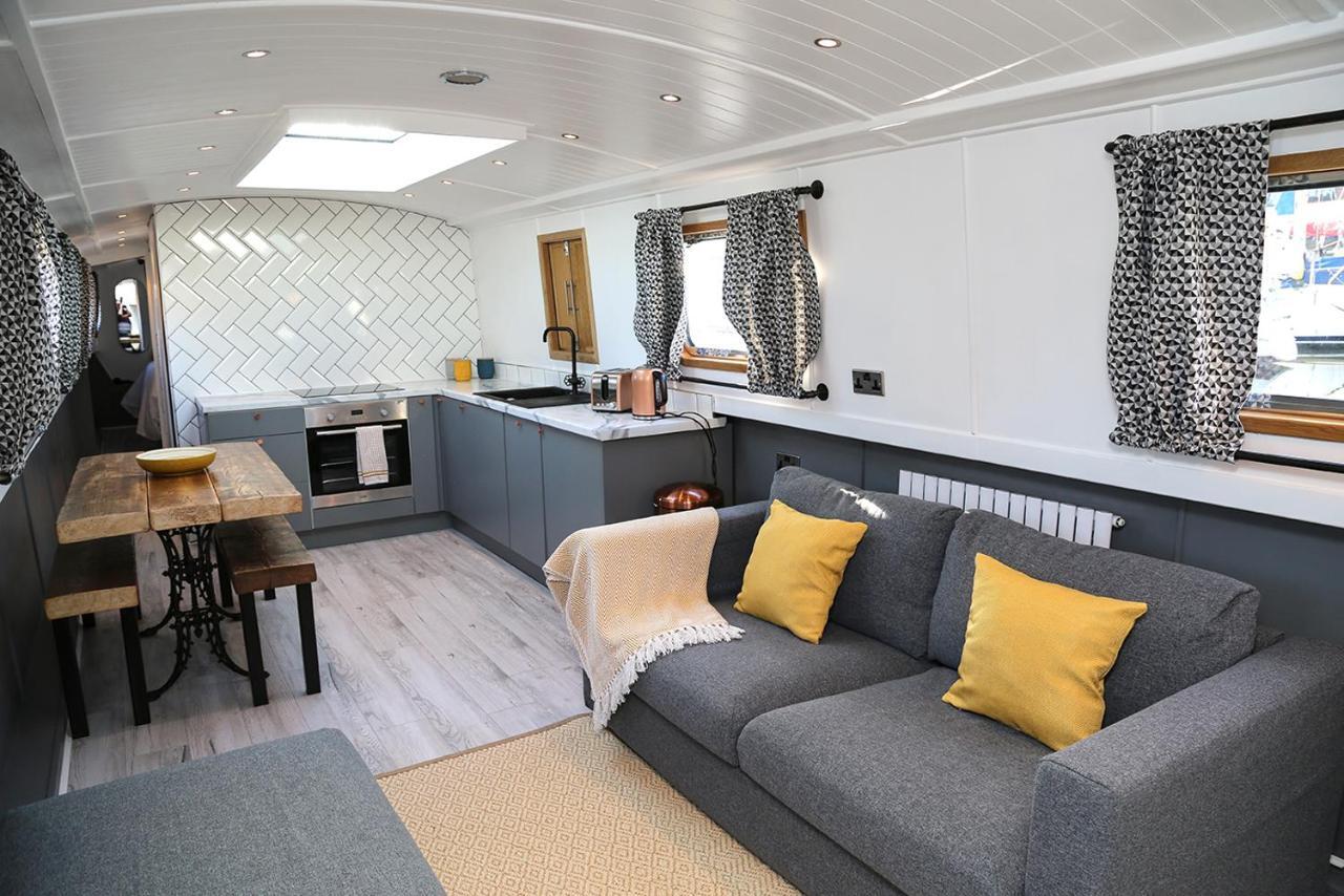 The Boat 5* Liverpool